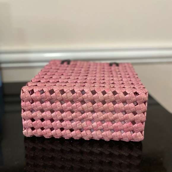 Esprit De Corps Straw Tote Bag - Picture 3 of 7